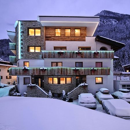 Apart Almrausch Ischgl Exteriör bild